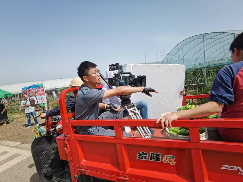 电商爆款背后的推手：五家渠市产品视频拍摄公司精准捕捉卖点痛点